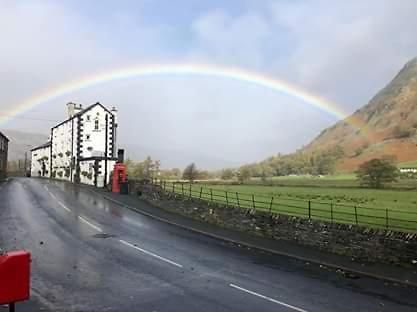 The White Lion Inn เพนริท ภายนอก รูปภาพ